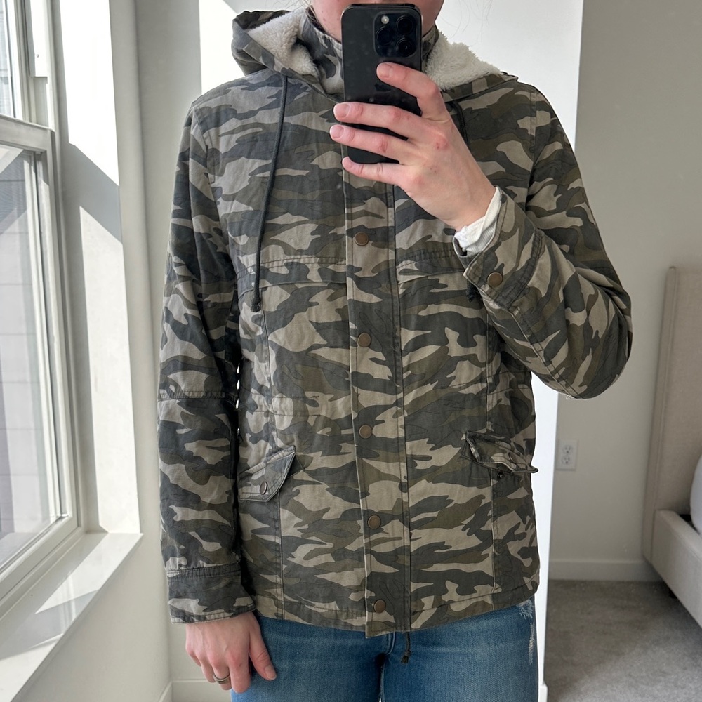 Women's Camouflage Hooded Field Jacket